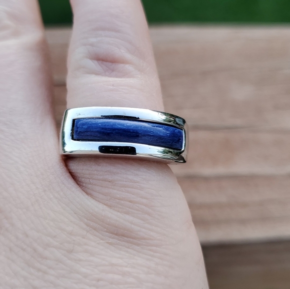 Lapis Lazuli & Sterling Silver (Size 6) - Picture 6 of 6